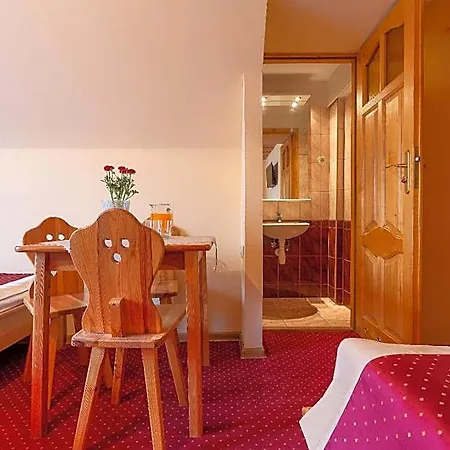 فندق مبيت وإفطار Swidrowka 3*
